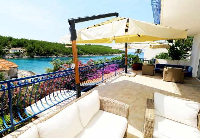 Eksterijer, Villa Hraste Hvar, prvi red do mora Hvar