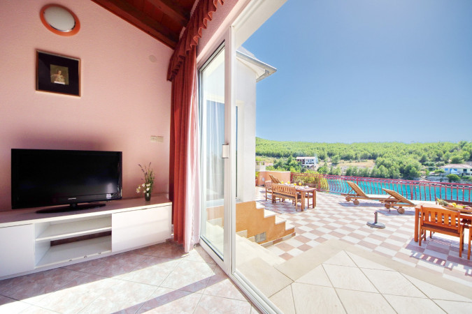 Villa Hraste Hvar, prvi red do mora Hvar